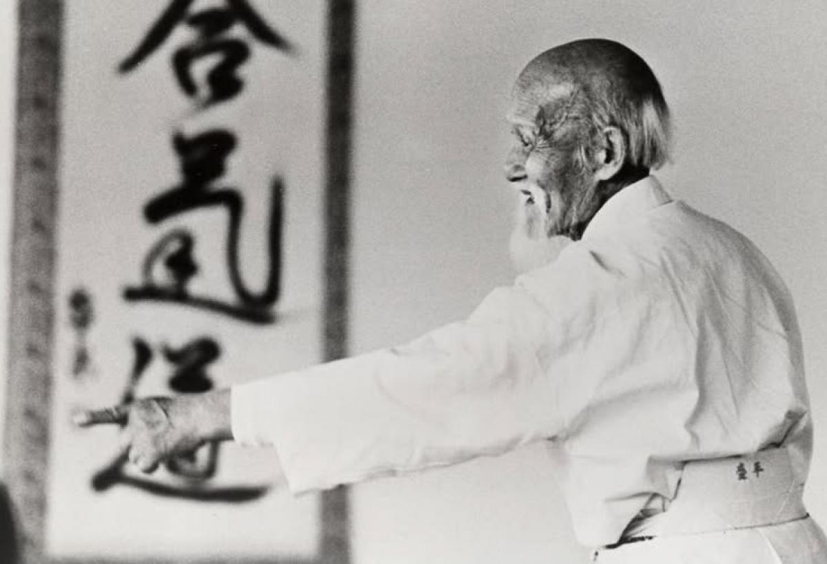 Ueshiba Morihei (O-Sensei), az aikido alapítója ezen a napon született 1883.12.14-én.